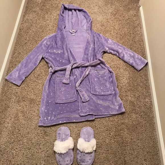 Tween robe and slippers - Picture 1 of 5